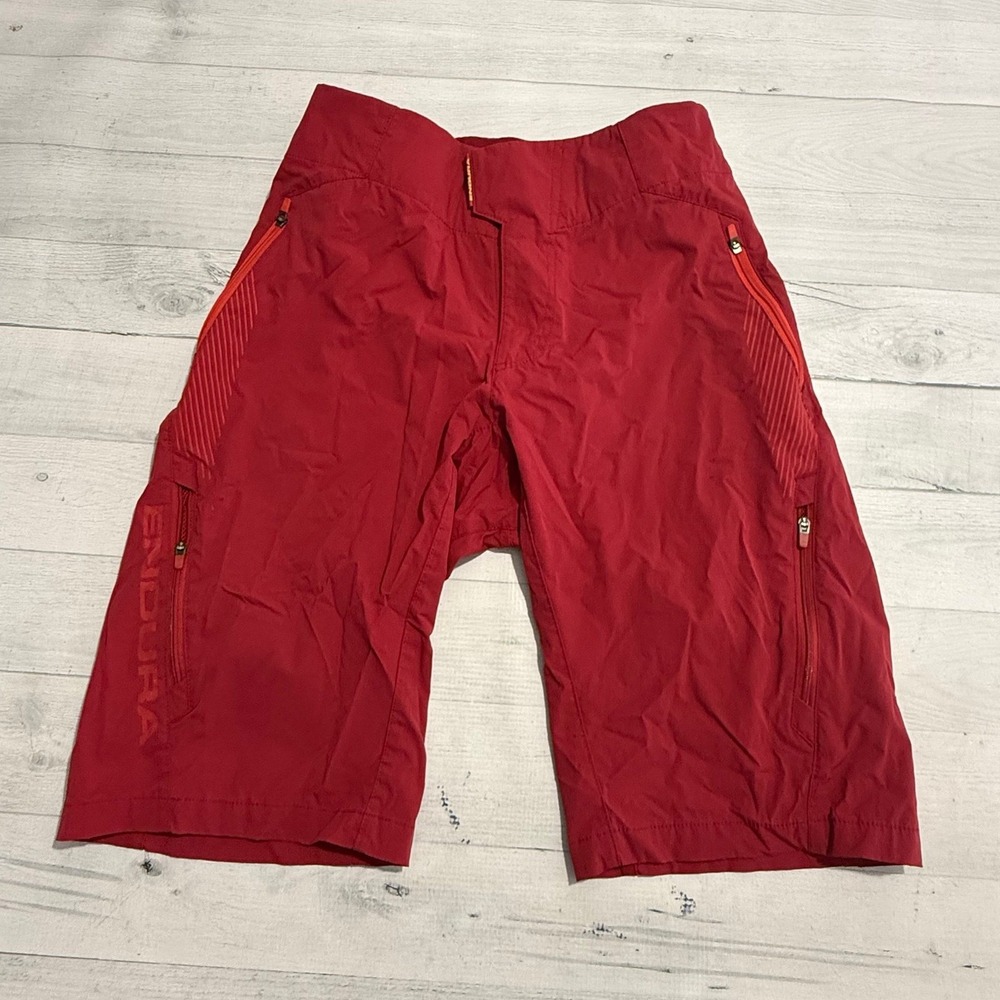 Endura Women's singletrack lite short berry red  XS